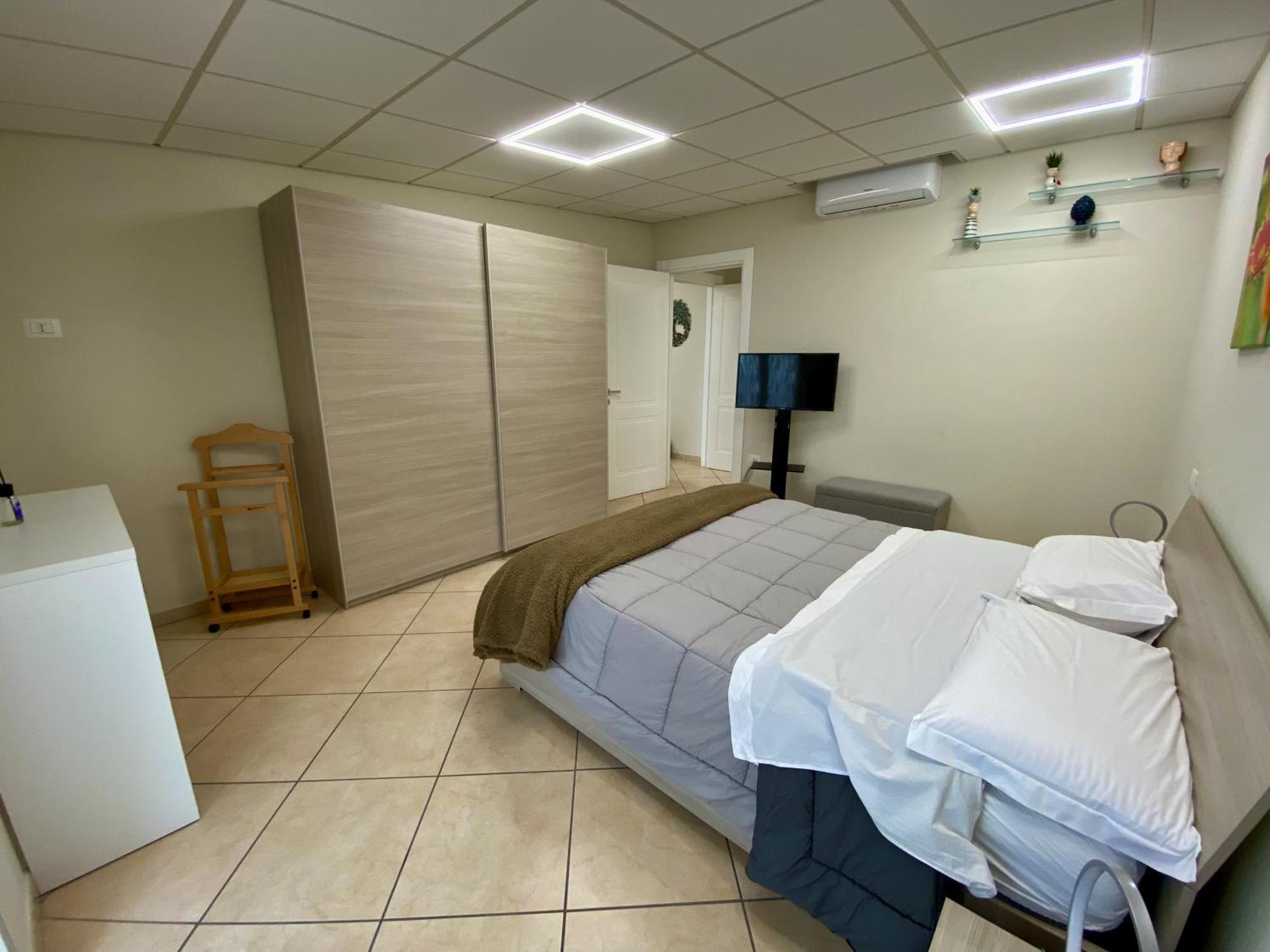 Appartamento Casa Crispino Mansarda N4 Per 3 Persone Frattaminore Экстерьер фото