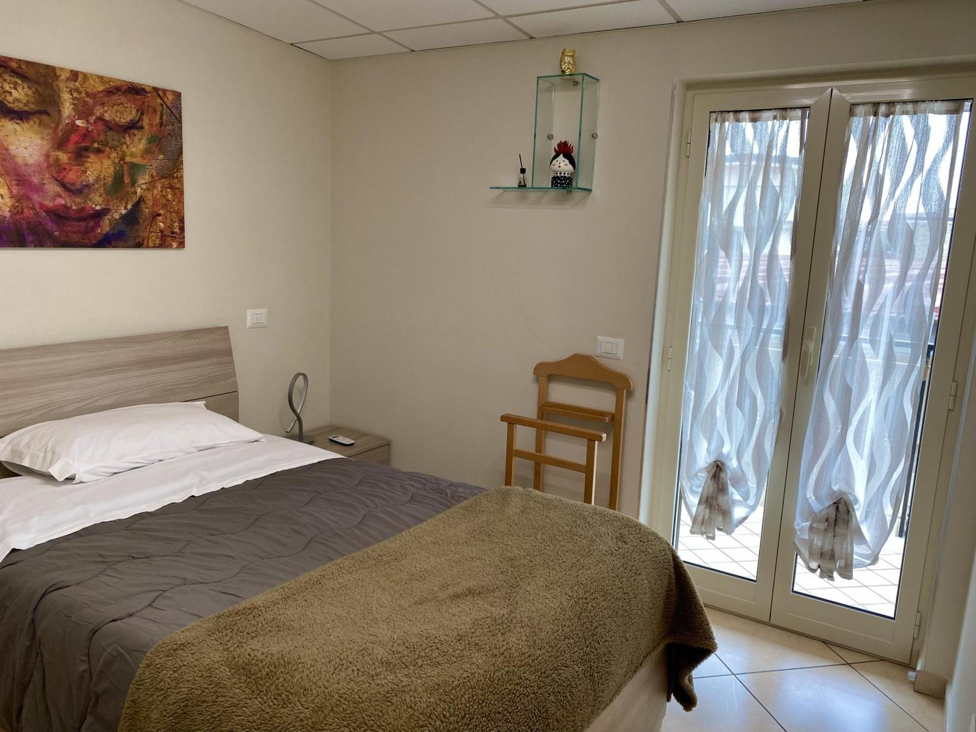 Appartamento Casa Crispino Mansarda N4 Per 3 Persone Frattaminore Экстерьер фото